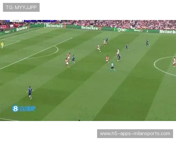 巴萨登贝莱高速带球切入射门：风一般的突破，瞬间改写比赛